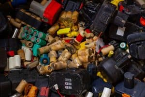 Batterien sammeln und recyceln: Händler ab 2026 stärker in der Pflicht